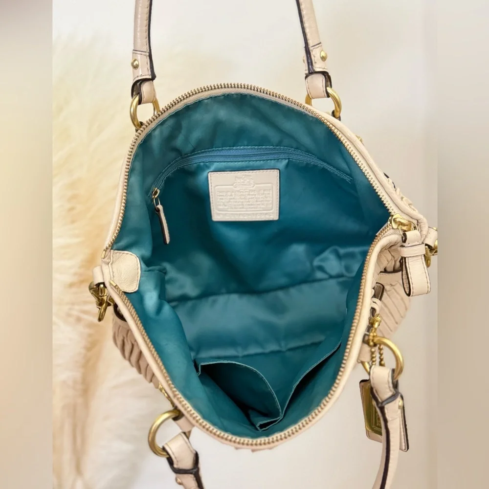 🌾  Coach Madison‎ Sophia Gathered Leather Satchel